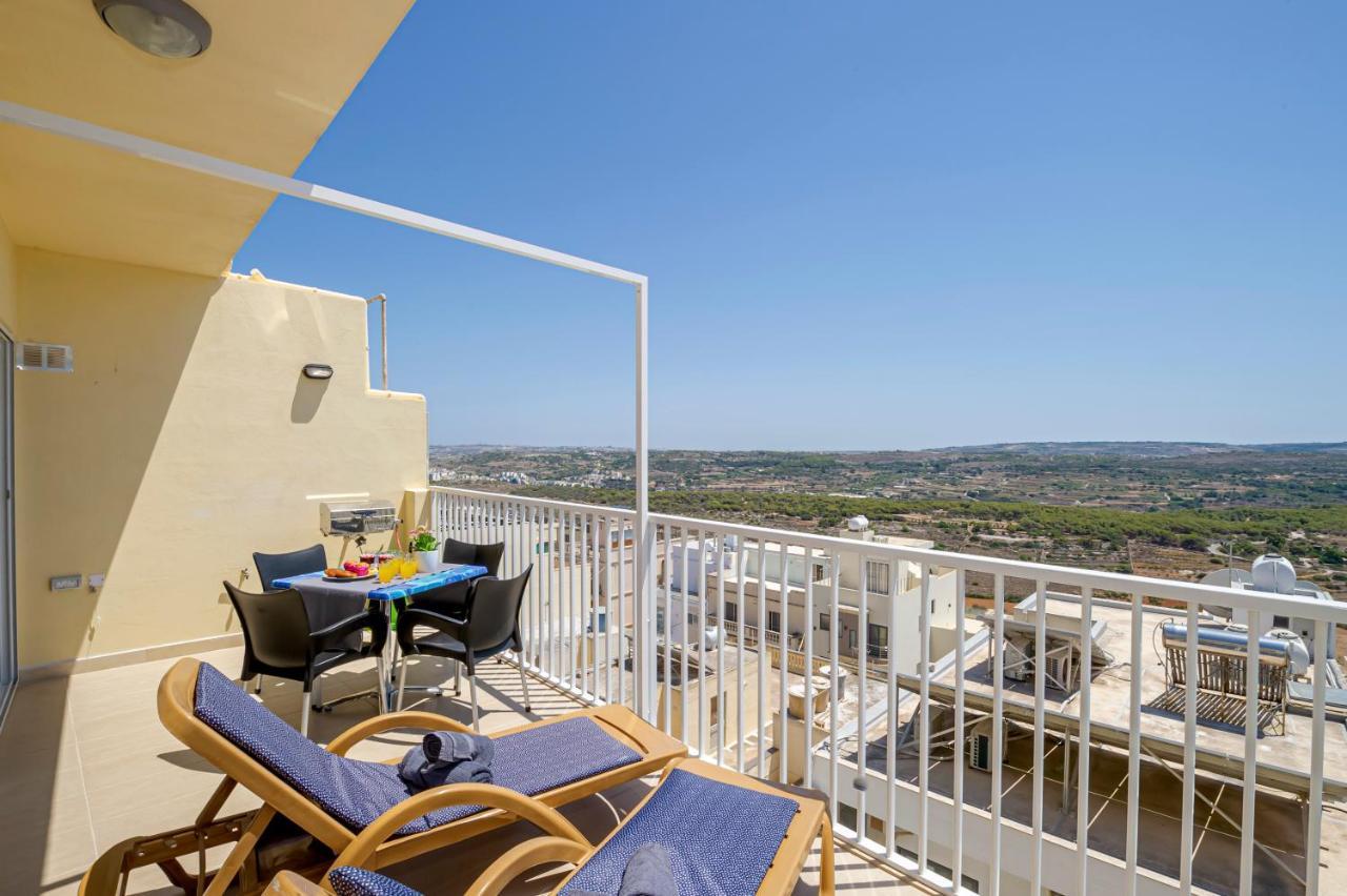 Summer Breeze Apartment With Terrace With Panoramic Views - By Getawaysmalta Mellieħa Екстериор снимка
