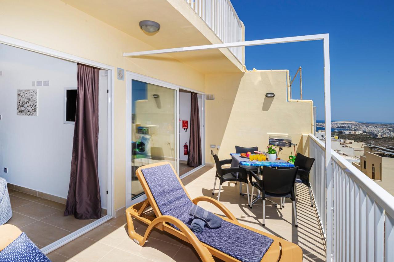 Summer Breeze Apartment With Terrace With Panoramic Views - By Getawaysmalta Mellieħa Екстериор снимка