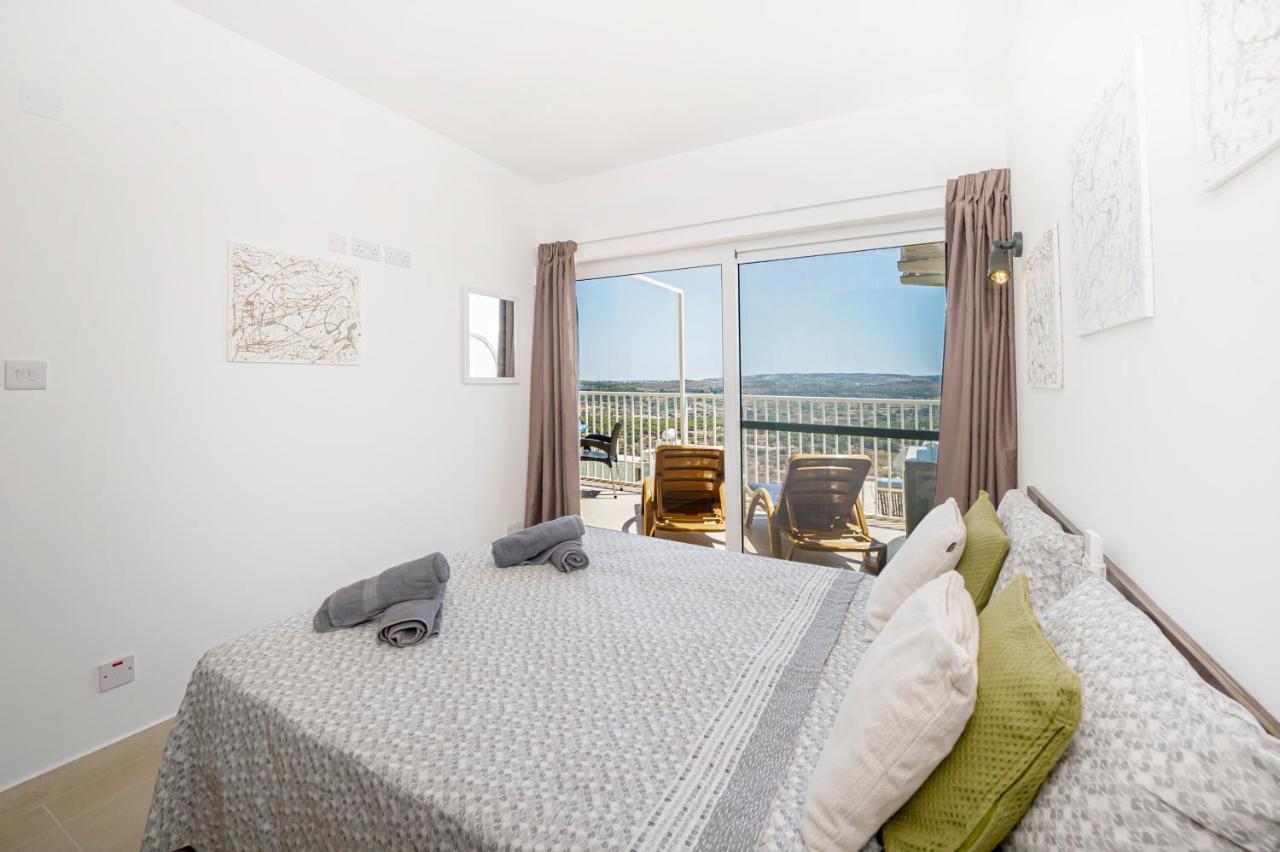 Summer Breeze Apartment With Terrace With Panoramic Views - By Getawaysmalta Mellieħa Екстериор снимка