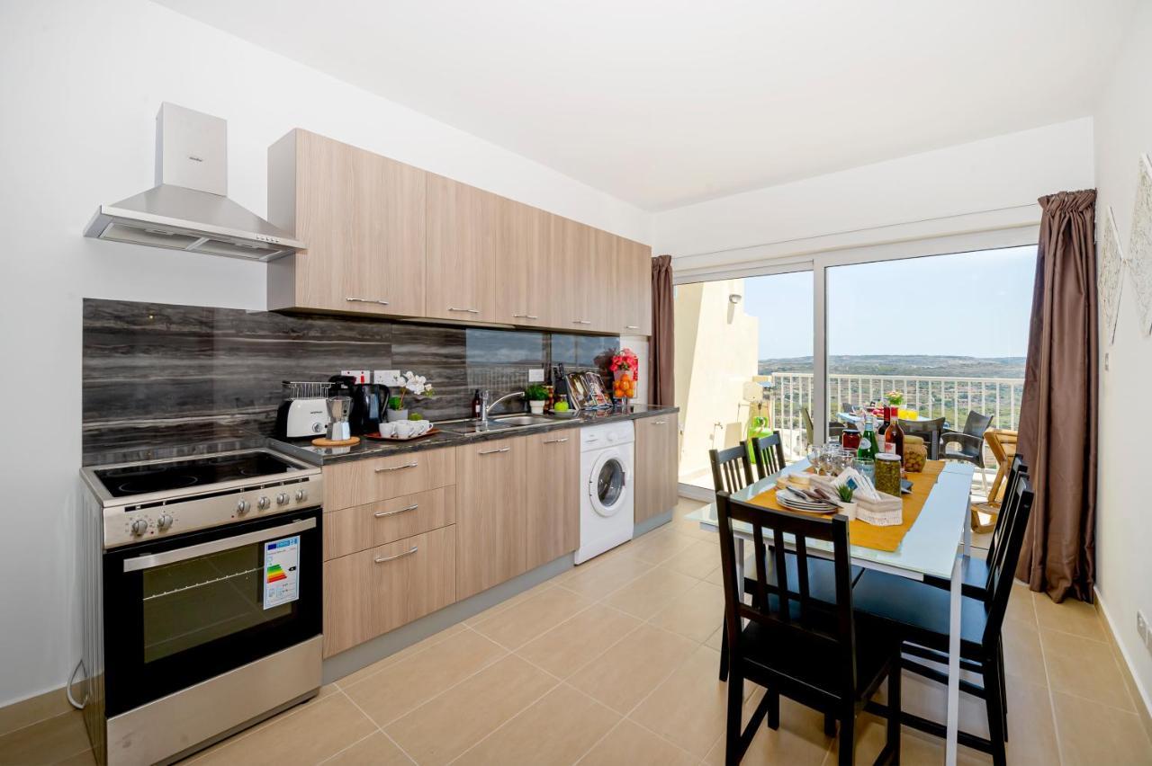 Summer Breeze Apartment With Terrace With Panoramic Views - By Getawaysmalta Mellieħa Екстериор снимка